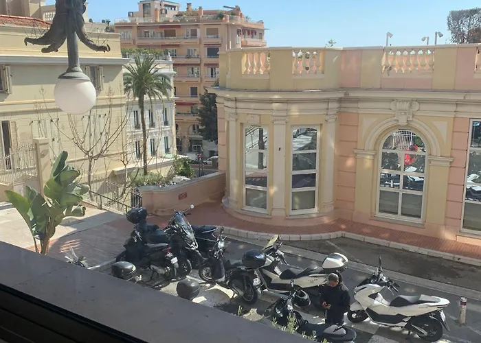 Apartment In Monte Carlo